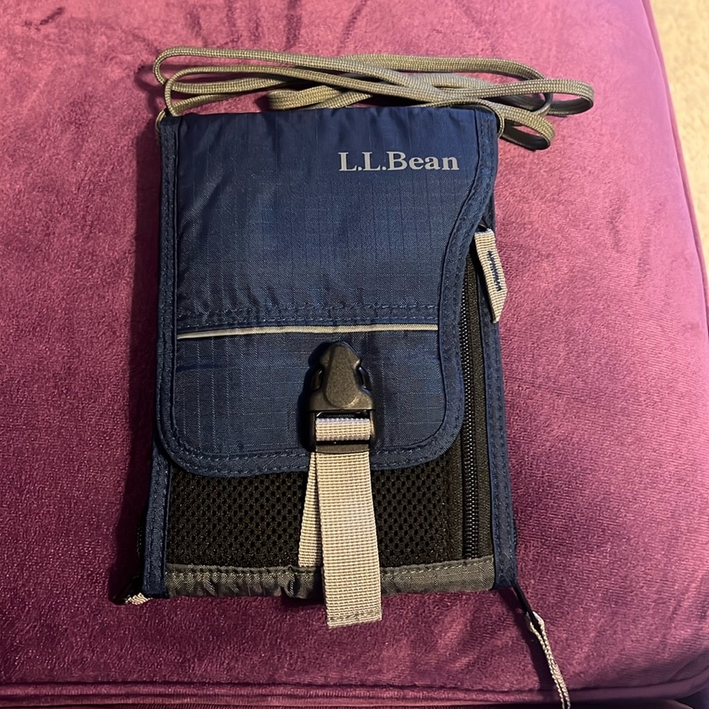 LL Bean Travel / Passport Wallet & Organizer Crossbody Bag Unisex Navy/Gray